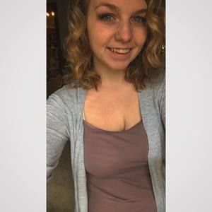 Meet your Posher, Holly